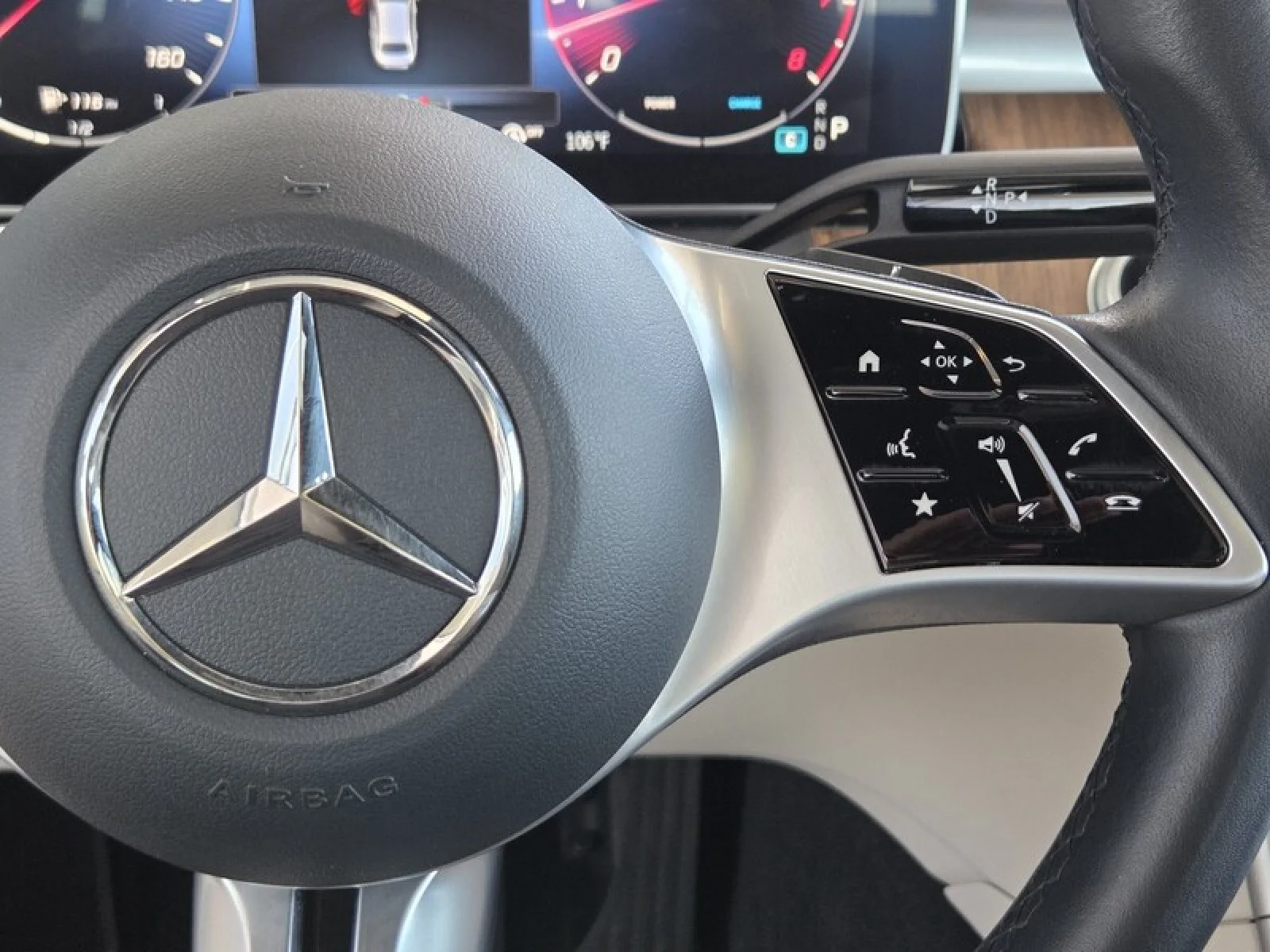 Certified Used 2024 Polar White Mercedes-Benz C 300 image 27