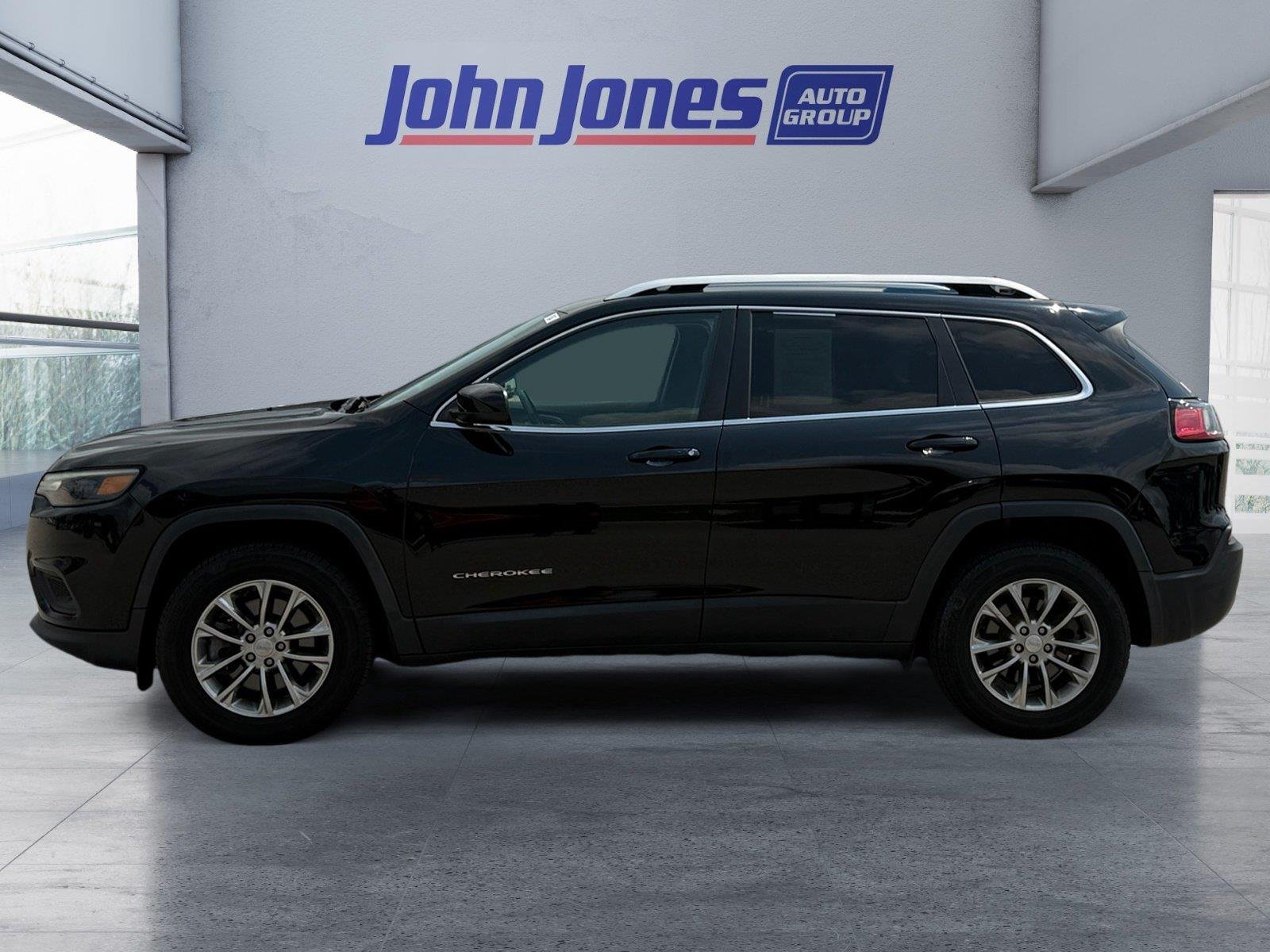 Used 2019 Jeep Cherokee Latitude Plus with VIN 1C4PJMLX0KD167031 for sale in Corydon, IN