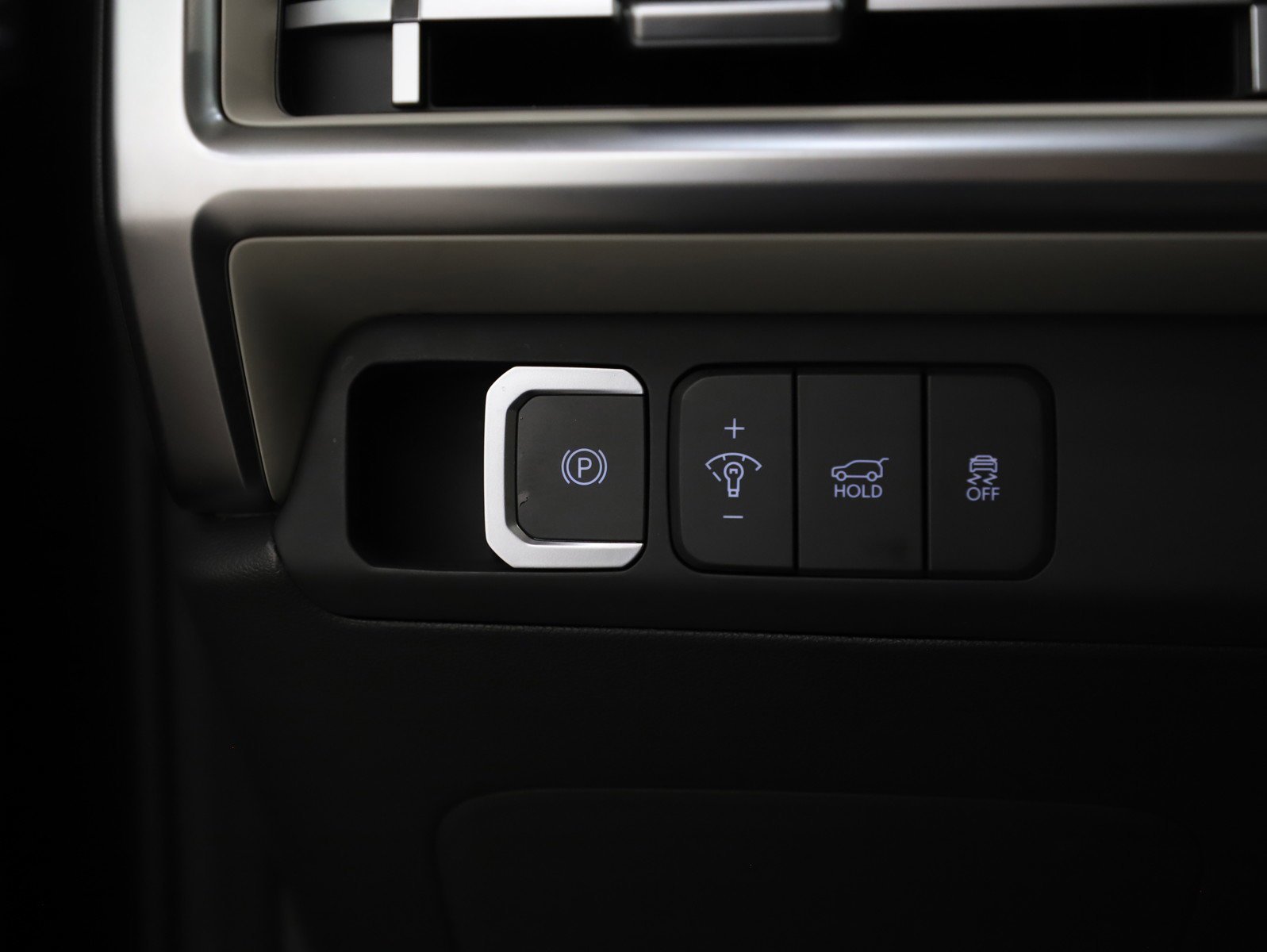 2025 Hyundai Santa Fe SEL - Photo 32