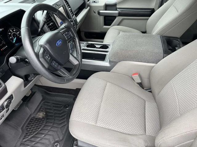 Used 2019 Silver Ford XLT image 24