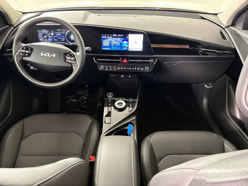New 2026 Cityscape Green Kia WIND image 36