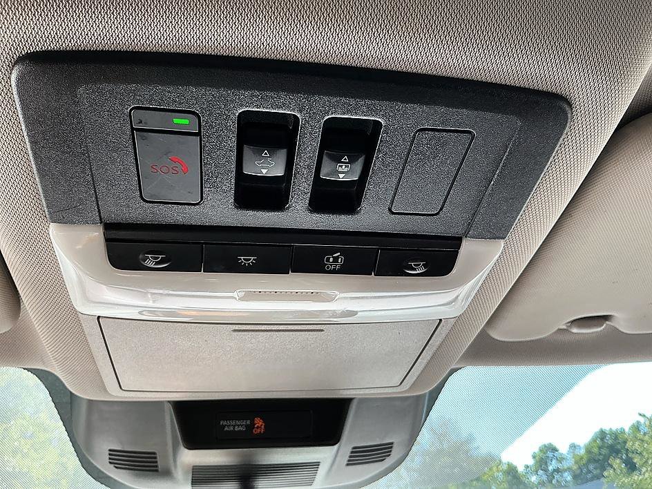 Used 2021 Gun Metallic Nissan SV image 20