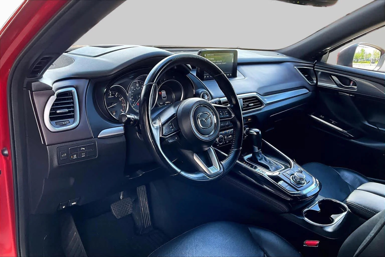 Used 2018 Soul Red Crystal Metallic Mazda Grand Touring image 18