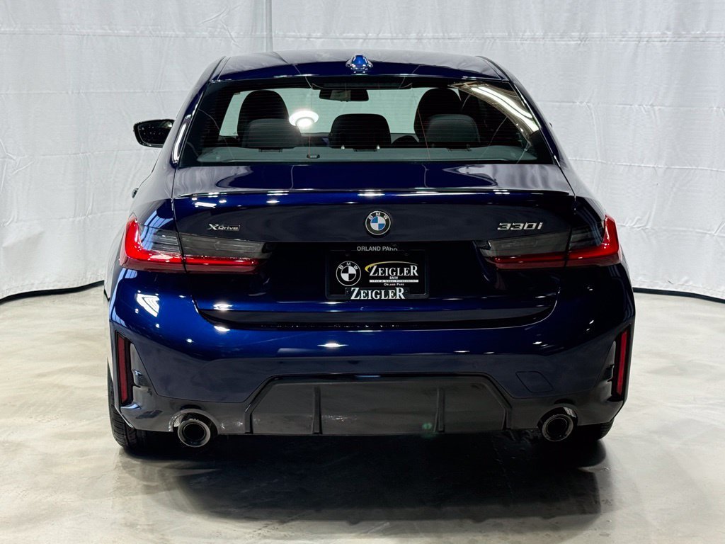 New 2026 Tanzanite Blue II Metallic BMW 330i xDrive image 6