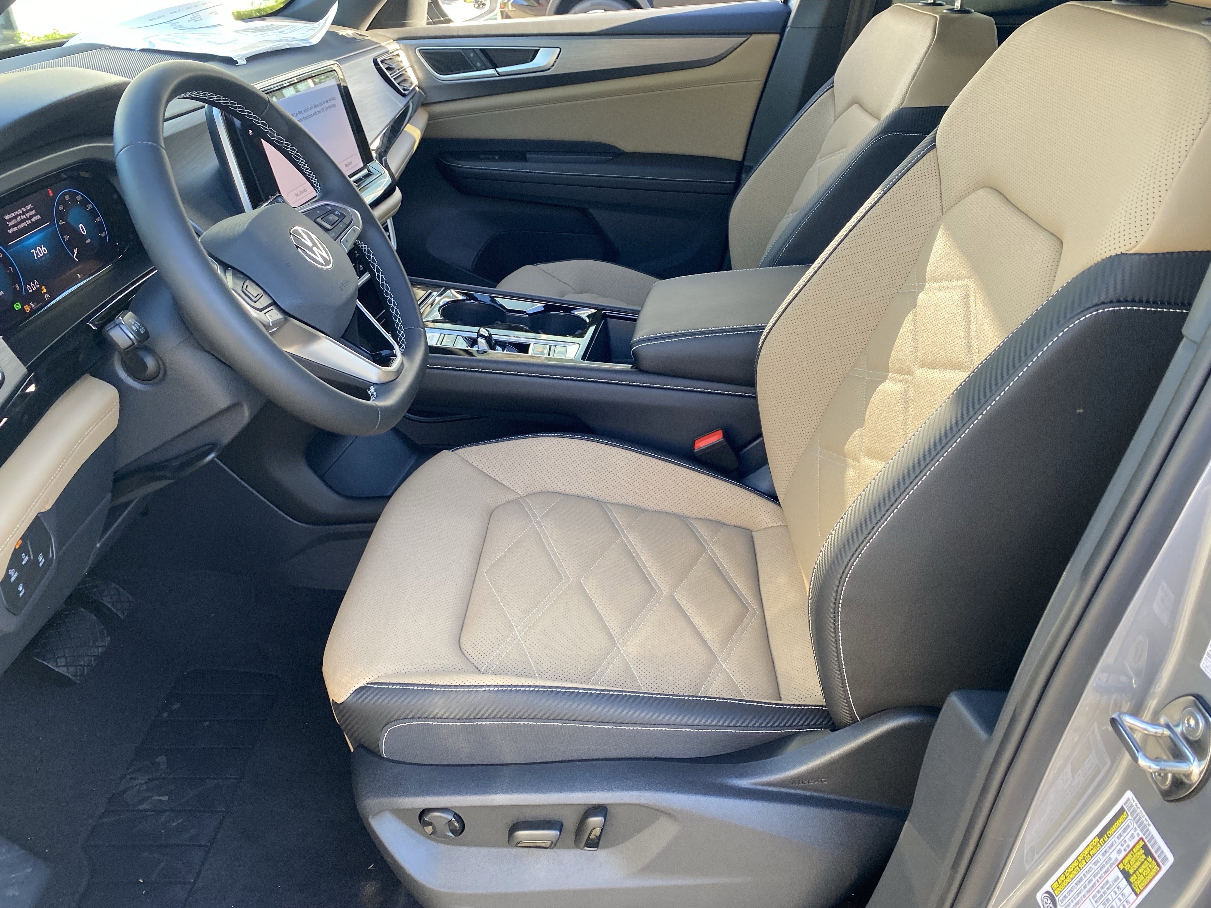 2026 Volkswagen Atlas Cross Sport SE w/Tech - Photo 15