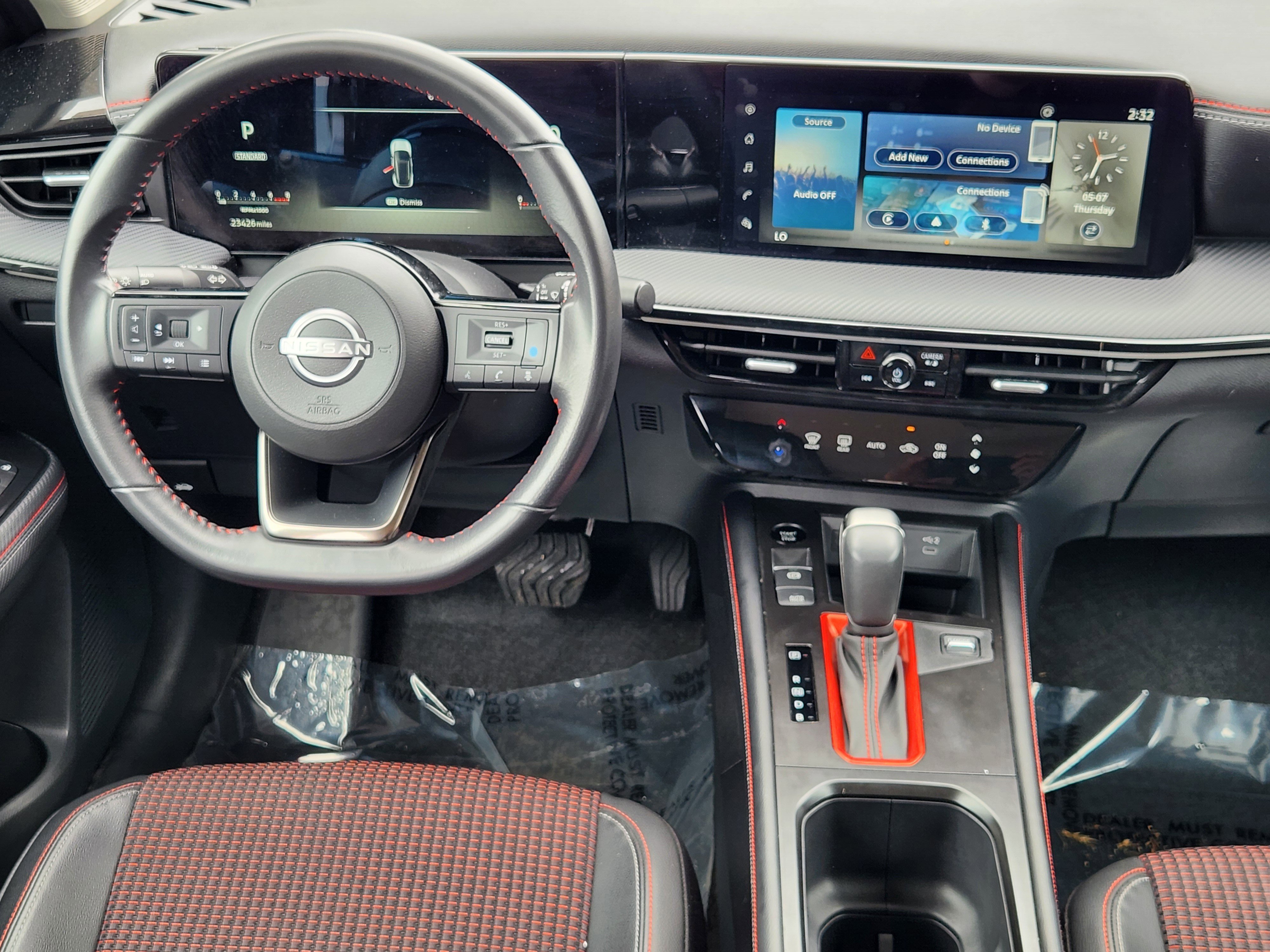 Certified Used 2025  Nissan SR image 26