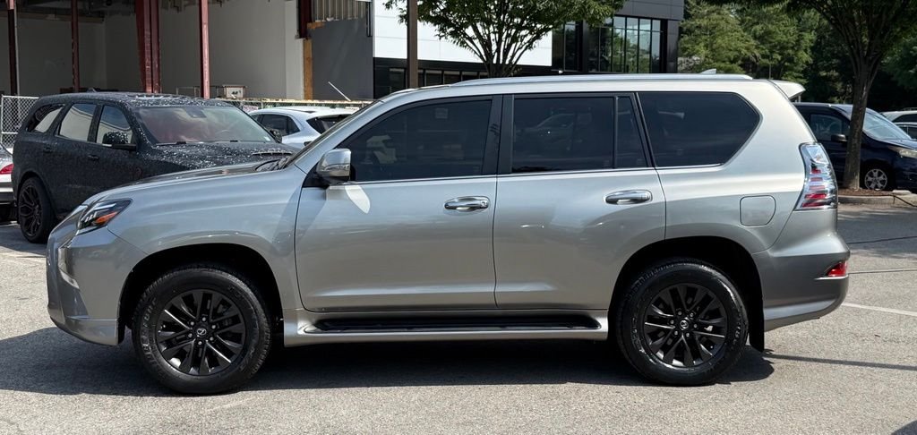 Used 2020 Silver Lexus 460 image 9