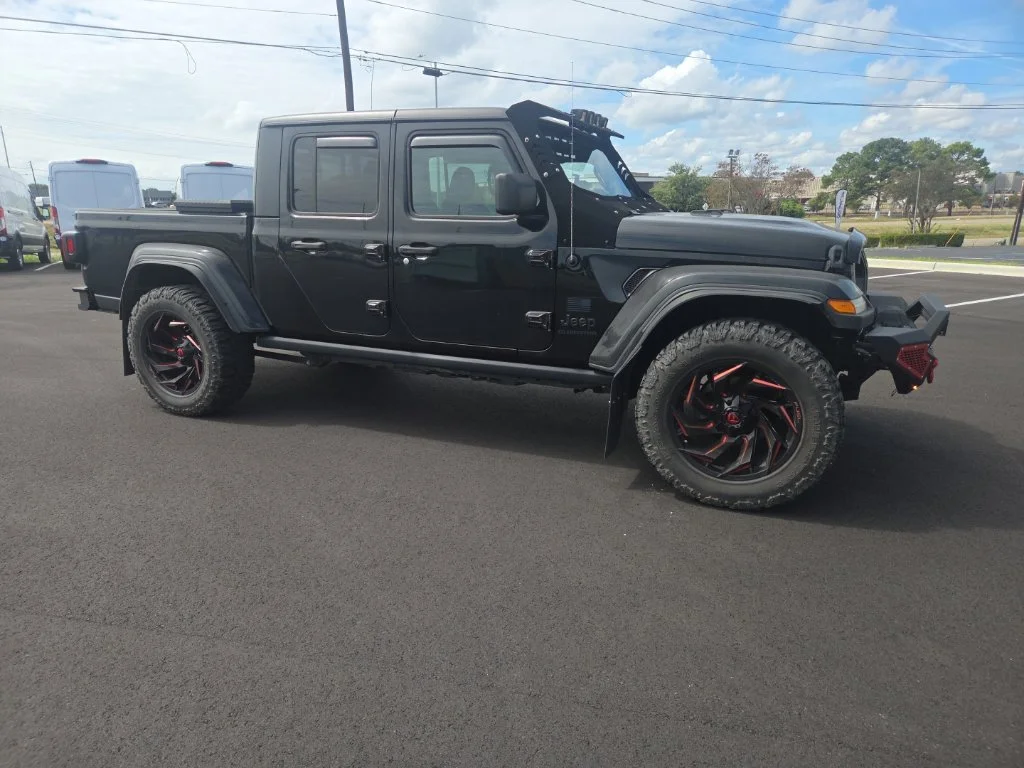 Used 2023 Black Jeep Sport image 20
