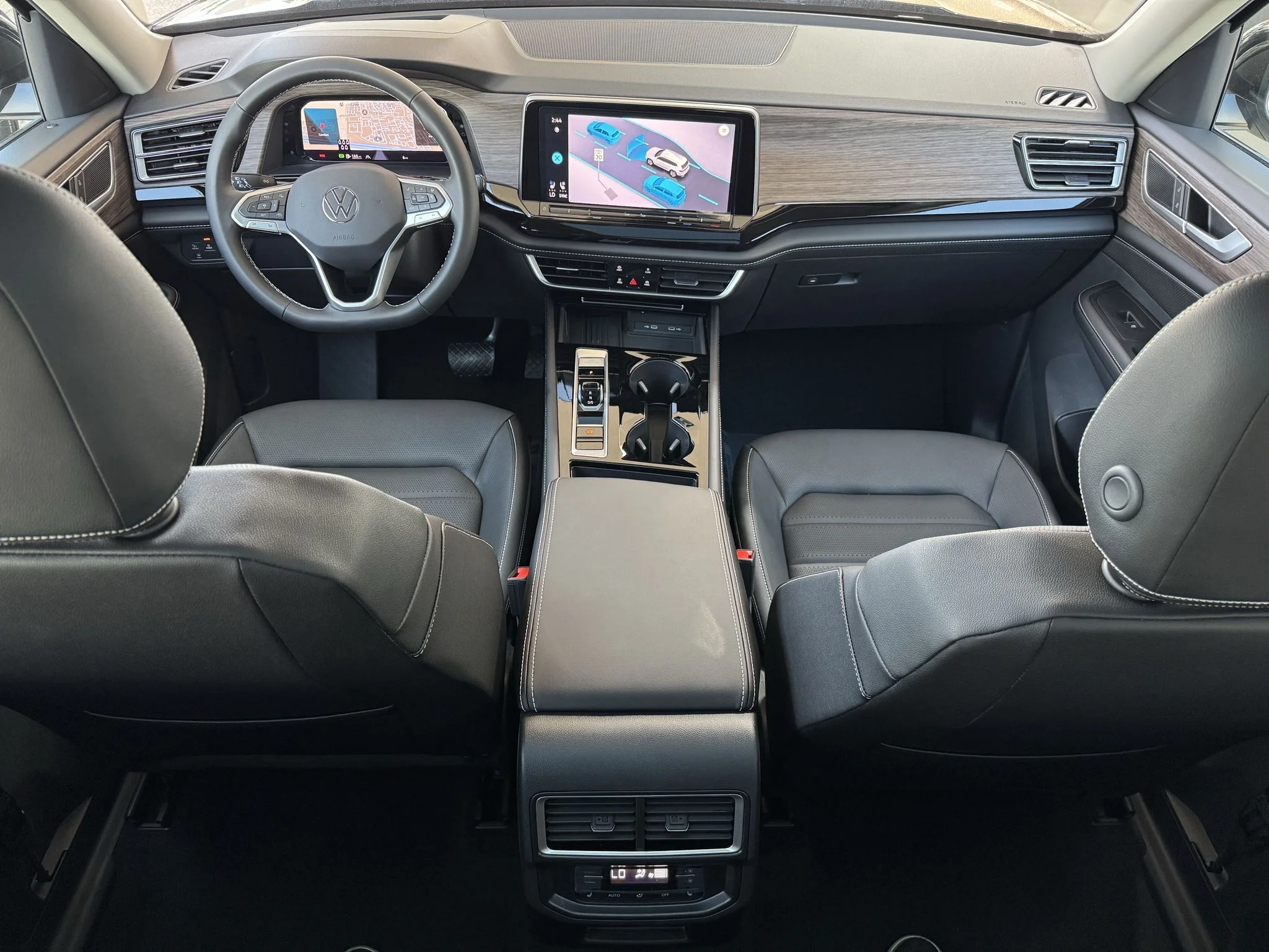 New 2026 Deep Black Pearl Volkswagen 2.0T SEL image 30