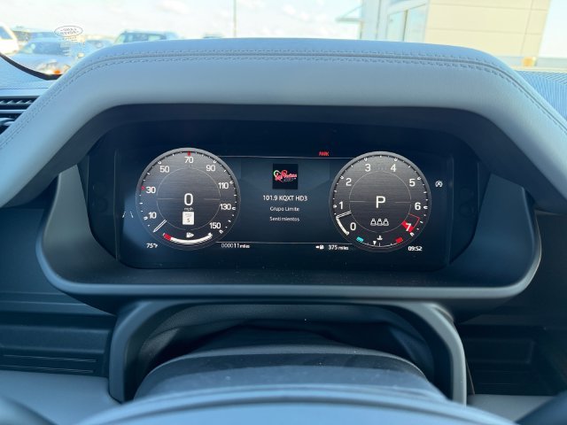 New 2026 Borasco Grey Land Rover X-Dynamic SE image 14