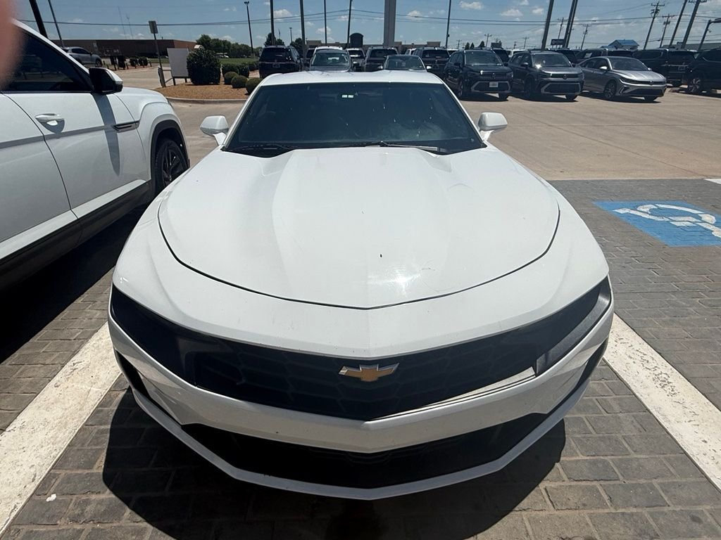 Used 2020 Summit White Chevrolet 1LT image 3