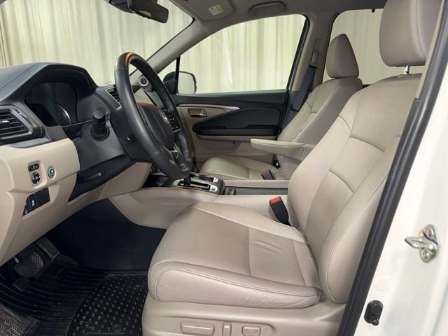 Used 2019 White Honda EX-L image 9
