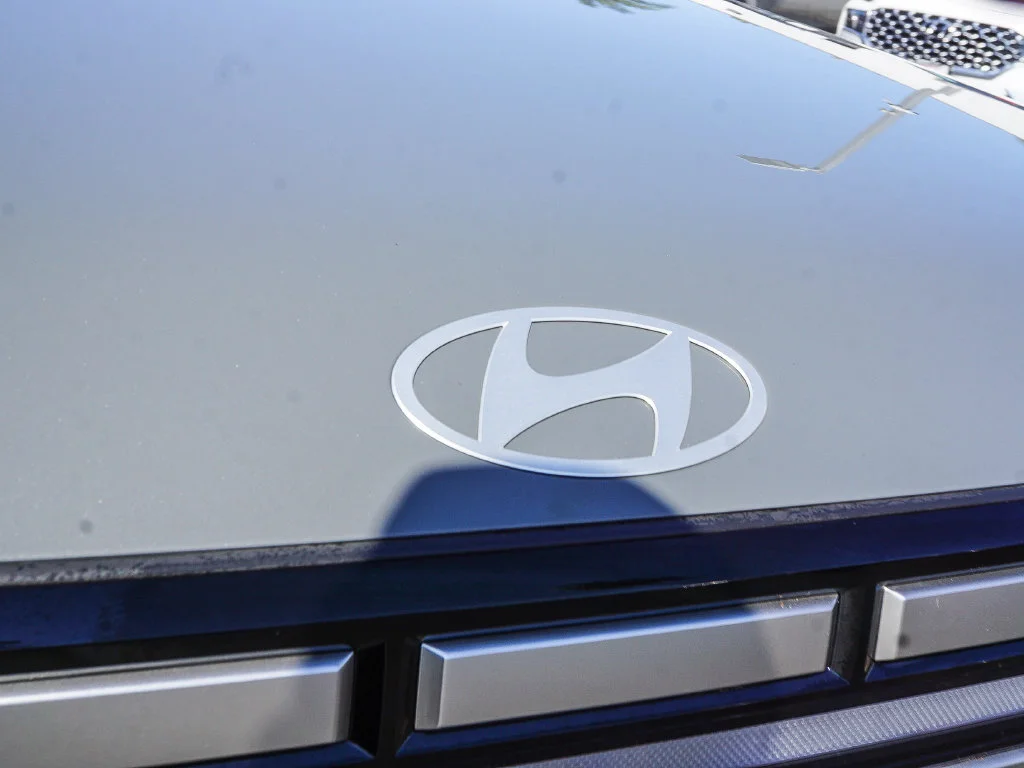 Used 2026 Gray Hyundai SE image 11