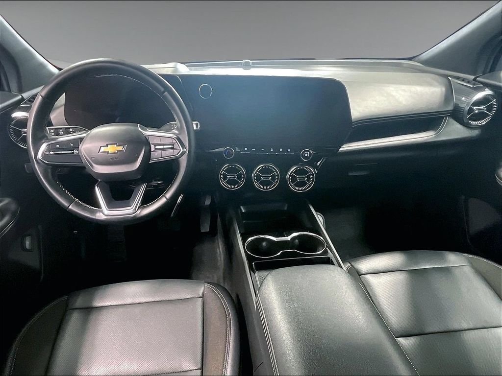 Used 2024 Gray Chevrolet LT image 22