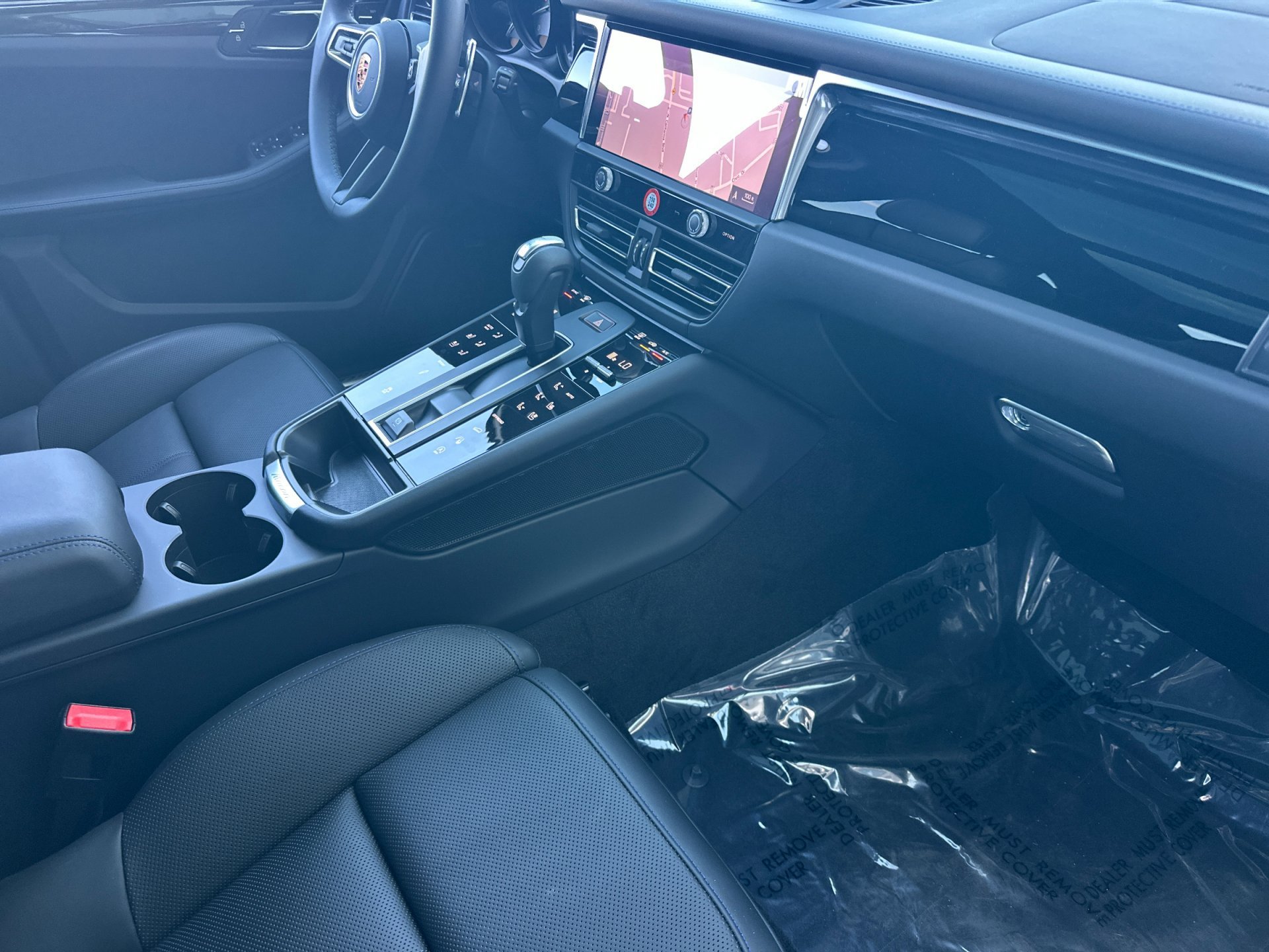 2026 Porsche Macan S - Photo 23