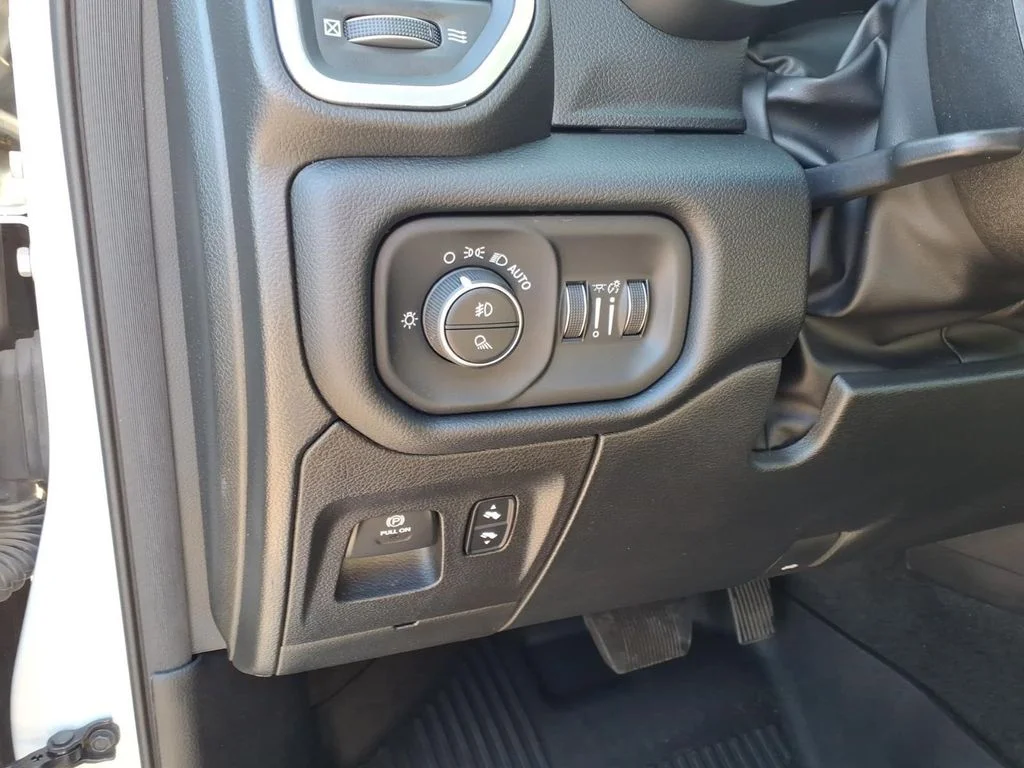 Used 2022 White Ram Laramie image 19