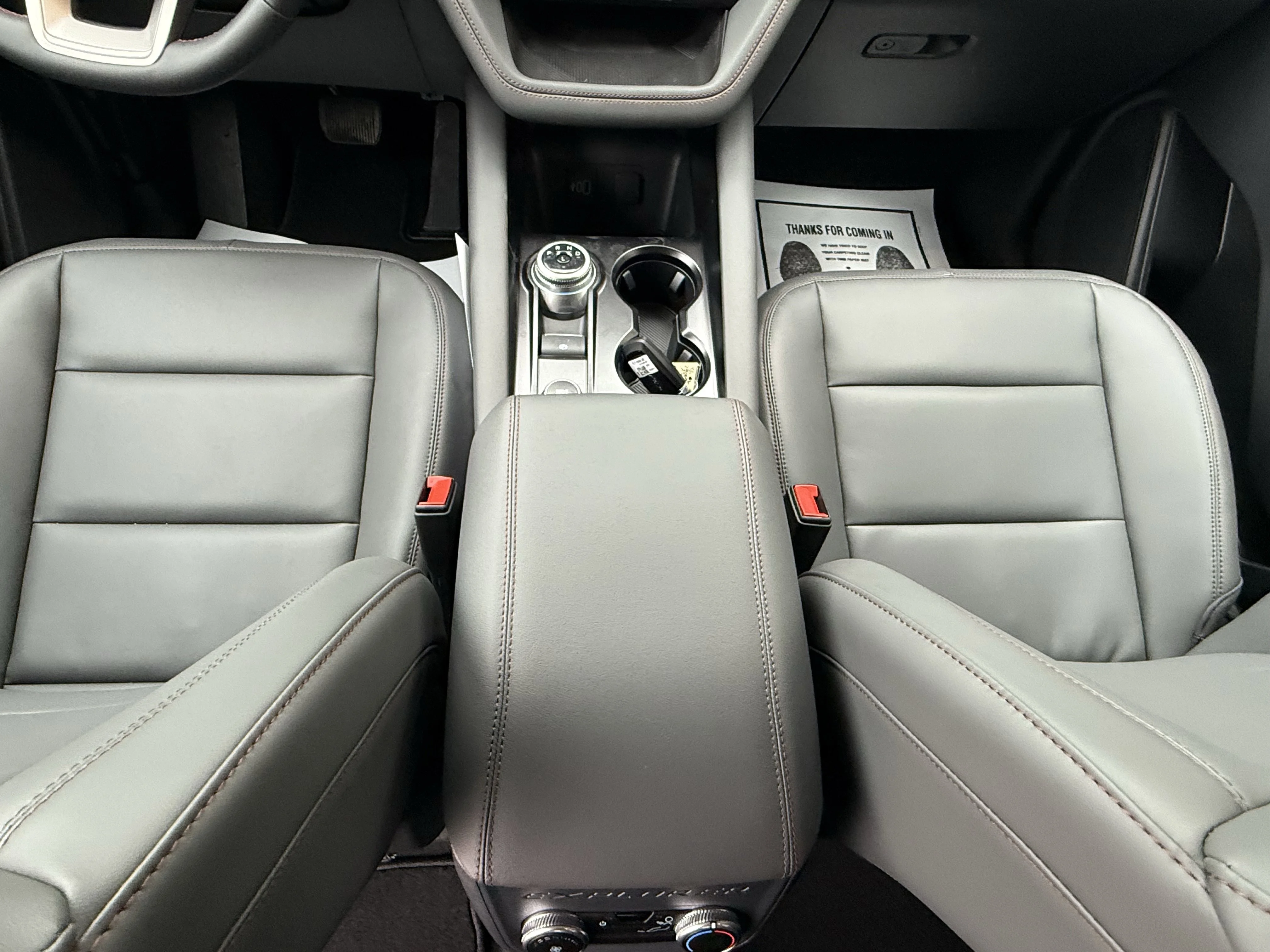 2026 Ford Explorer Active - Photo 12