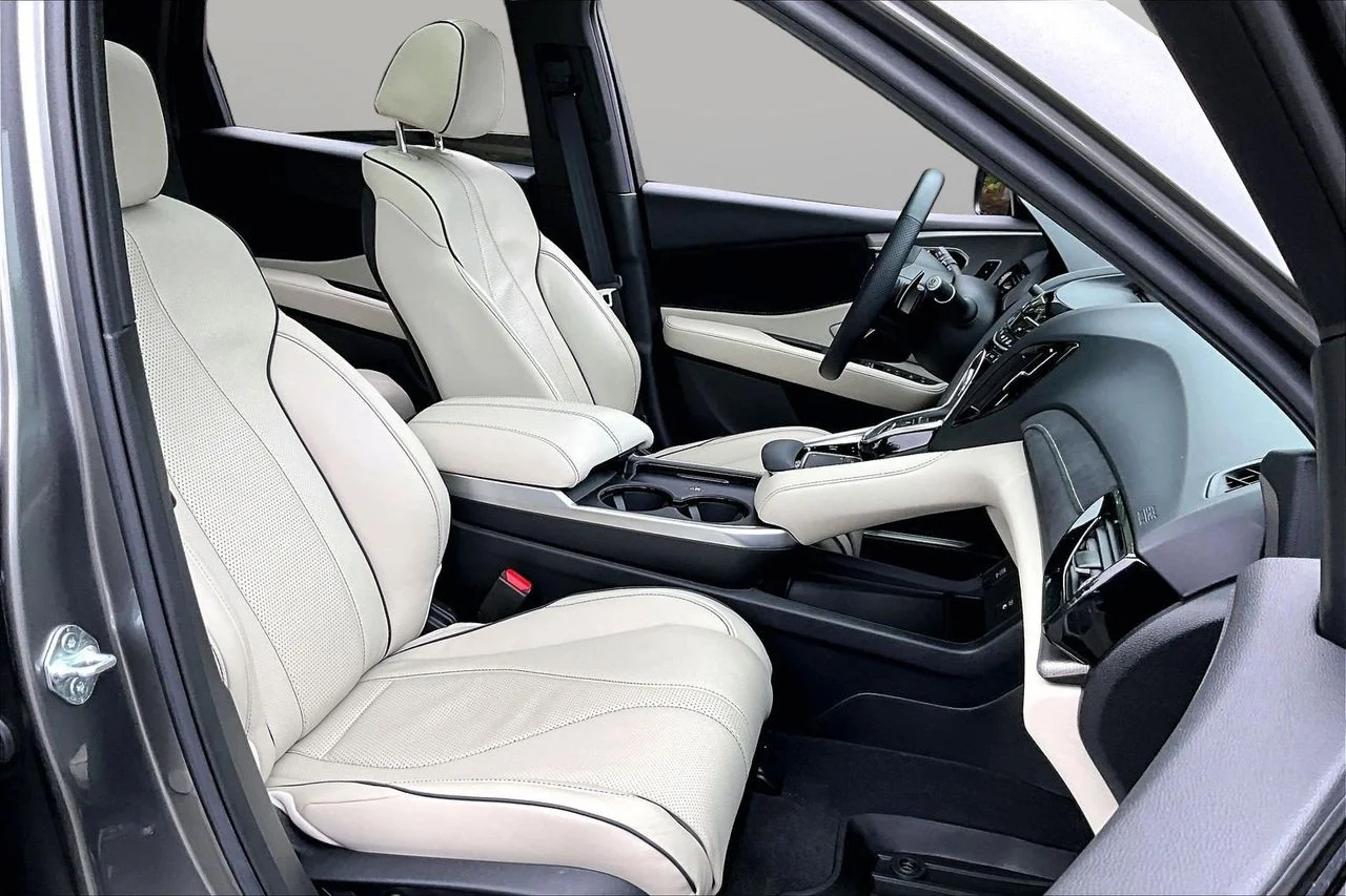 Certified Used 2025  Acura A-Spec Advance Package image 24