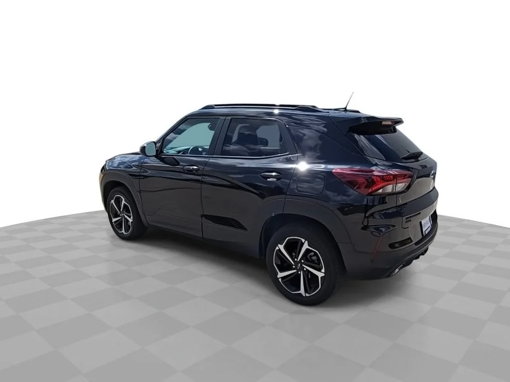 Used 2023 MOSAIC BLACK METALLIC Chevrolet RS image 6