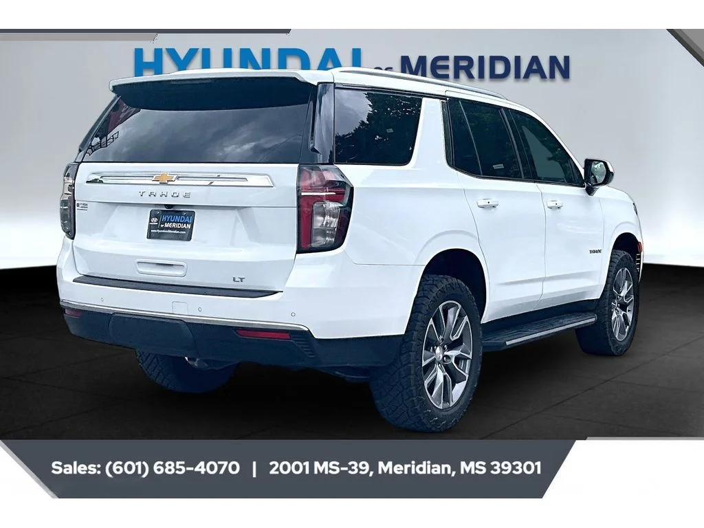 Used 2024 Summit White Chevrolet LT image 11