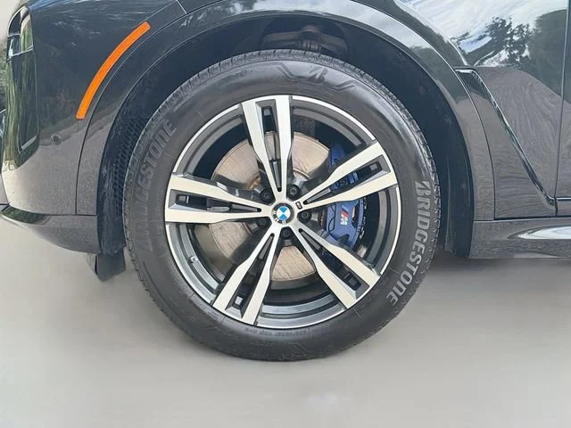 Used 2024 Black Sapphire Metallic BMW xDrive40i image 45