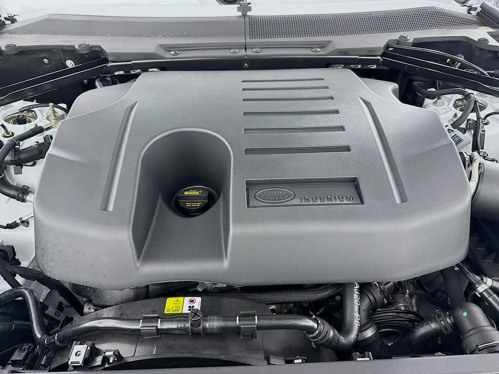 2026 Land Rover Defender X-Dynamic SE - Photo 32