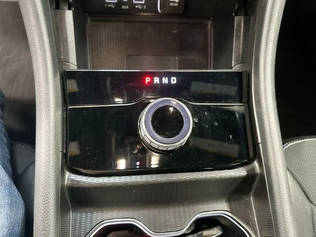 Used 2025 Black Jeep Altitude X image 22