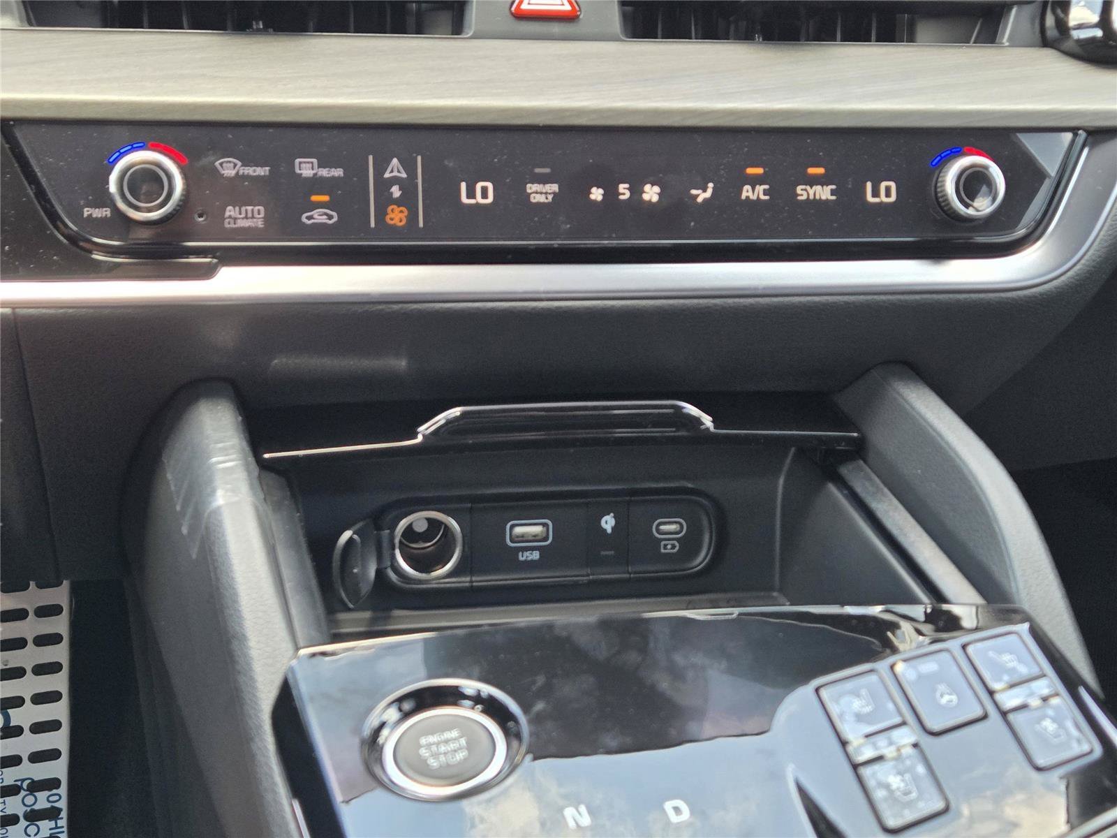 2025 Kia Sportage X-Line Prestige - Photo 29