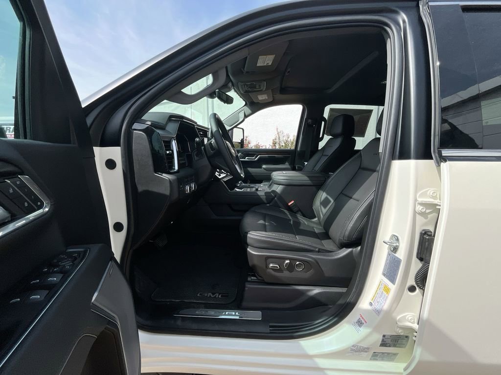 2025 GMC Sierra 2500HD Denali - Photo 12