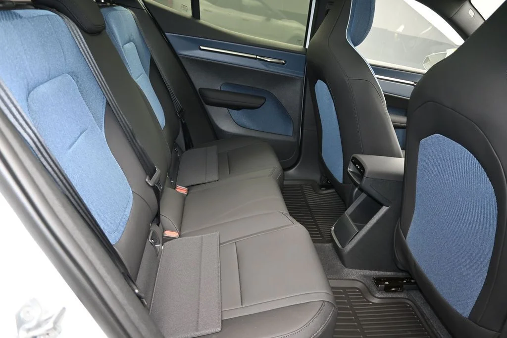 New 2026 Crystal White Volvo Twin Motor Performance Plus image 17