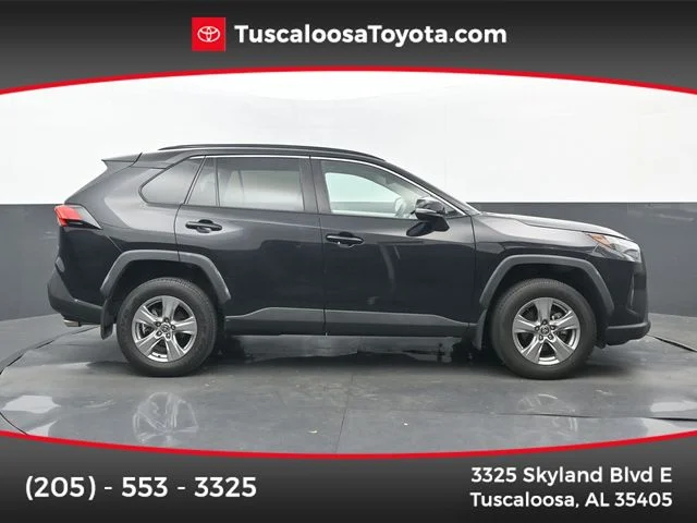 2024 Toyota RAV4 XLE FWD's photo