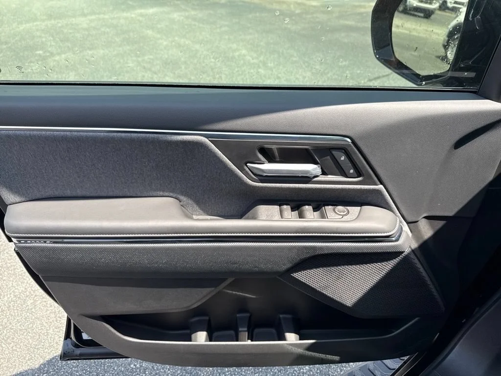 2026 GMC Sierra EV Elevation - Photo 17