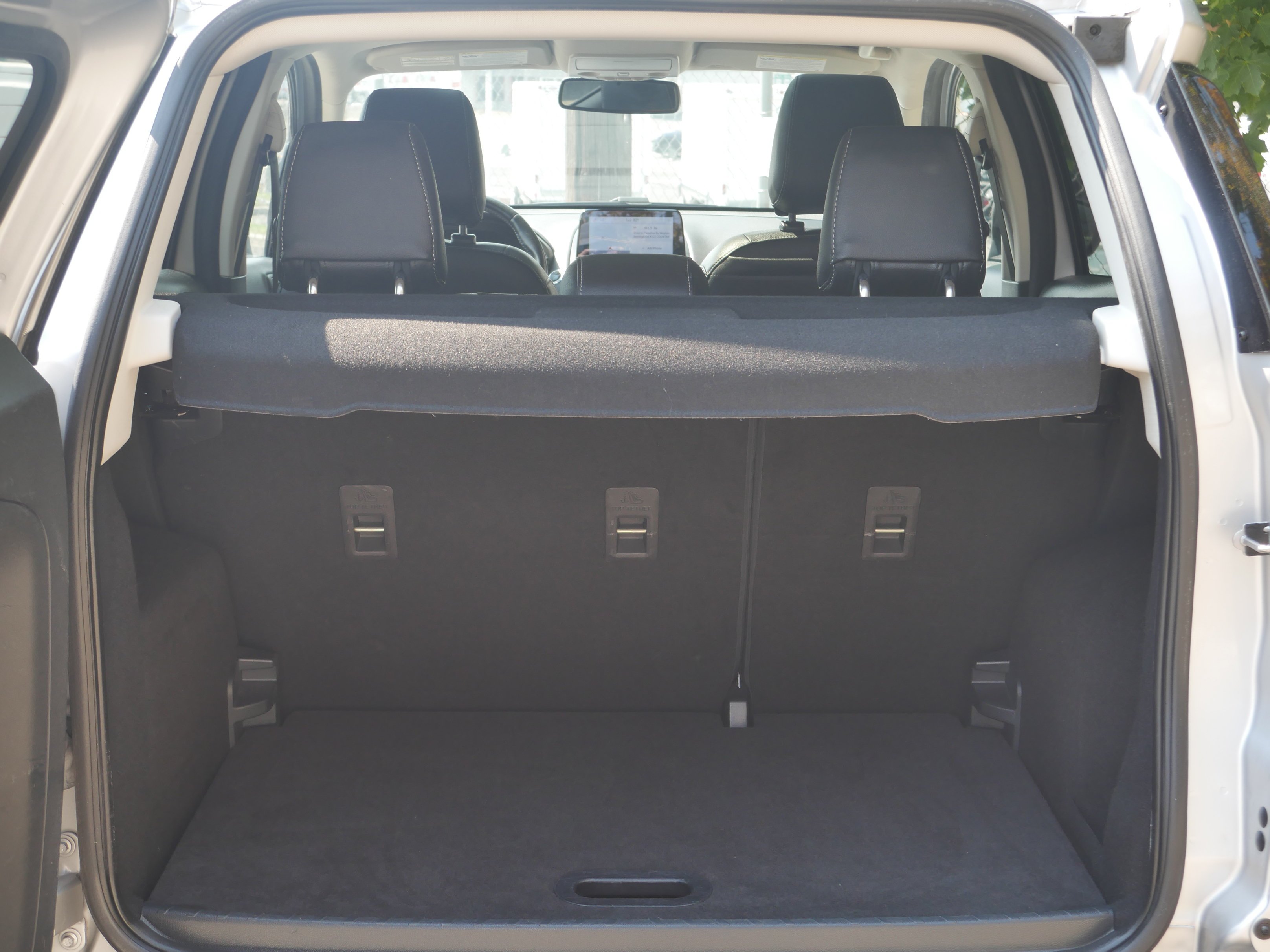 Used 2020 Moondust Silver Metallic Ford SES image 22