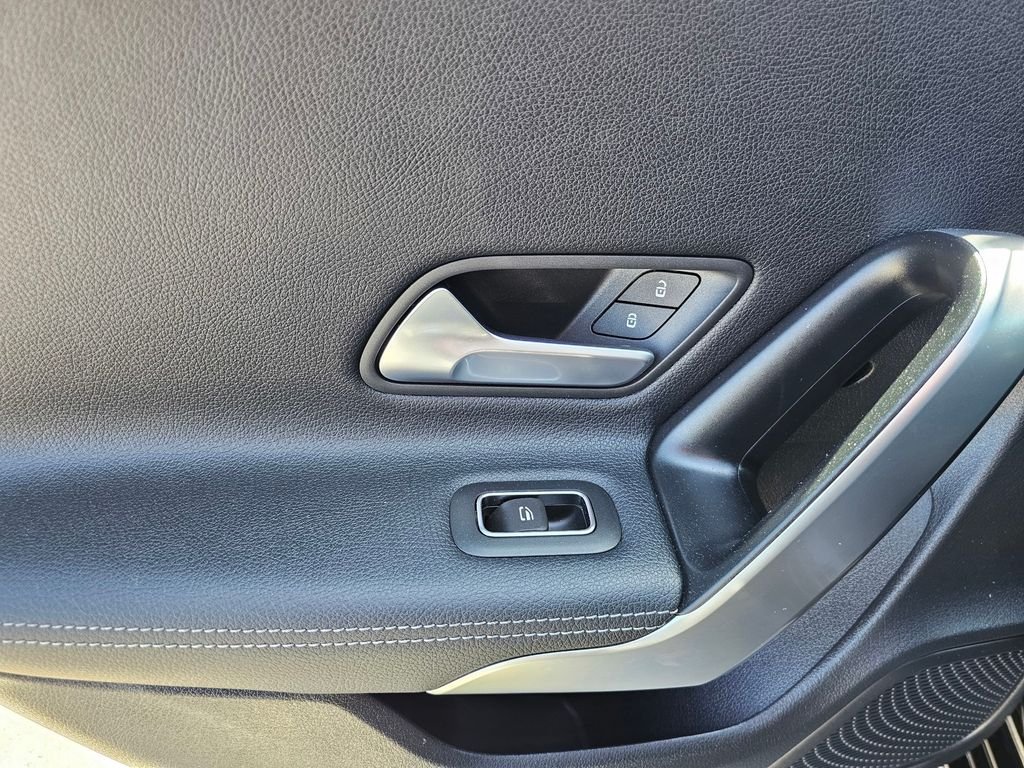 2025 Mercedes-Benz CLA CLA 250 - Photo 18