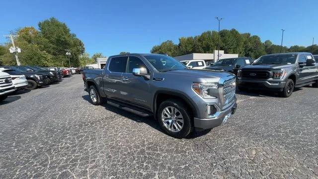 Used 2020 Gray GMC Denali image 2