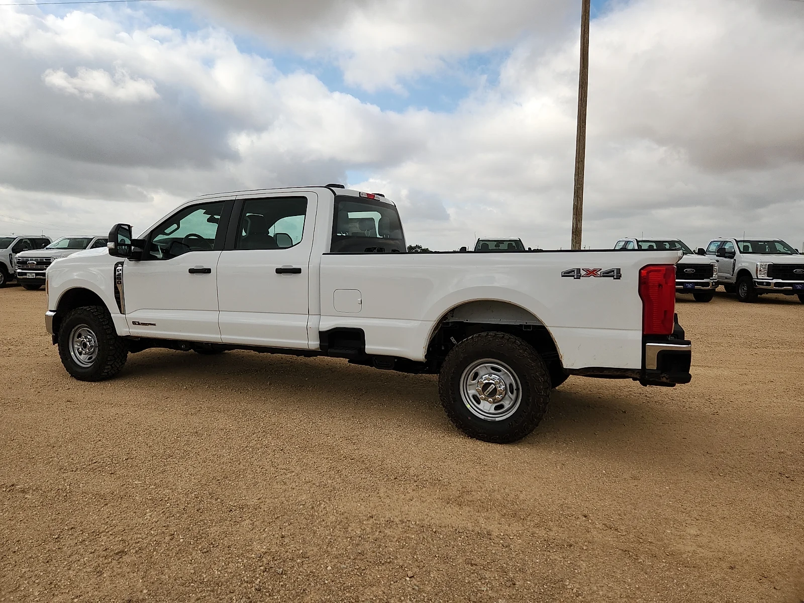 New 2026 Oxford White Ford F-250® XL image 4