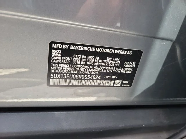 Used 2024 Gray BMW sDrive40i image 30