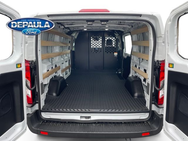 Used 2025 Oxford White Ford Base image 6