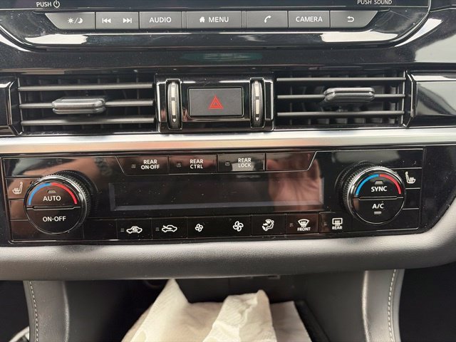 Used 2024 Gray Nissan SV image 35