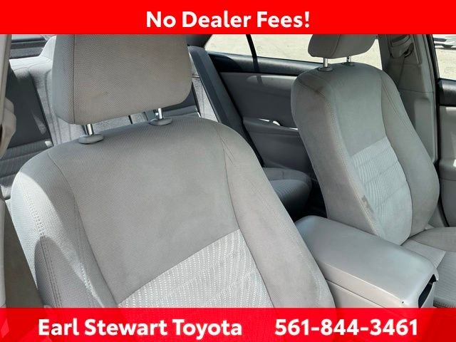 Used 2017 Silver Toyota LE image 26