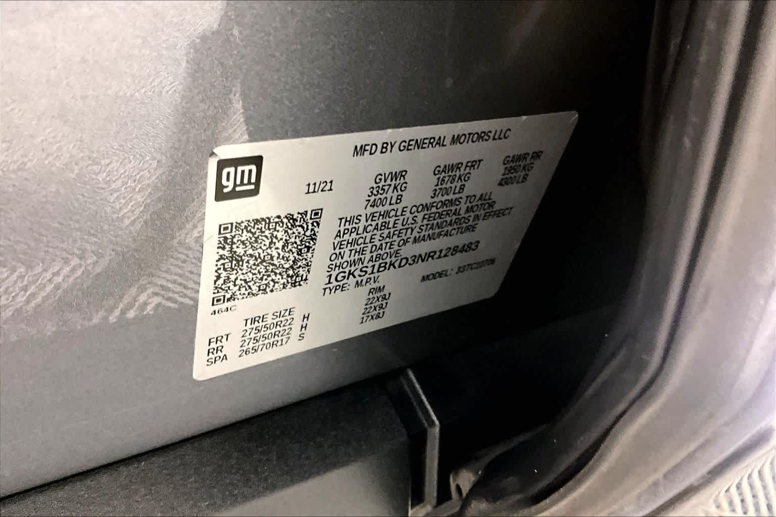 Used 2022 Satin Steel Metallic GMC SLT image 33