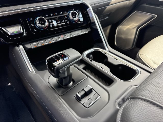 Used 2026 Silver GMC Denali image 21