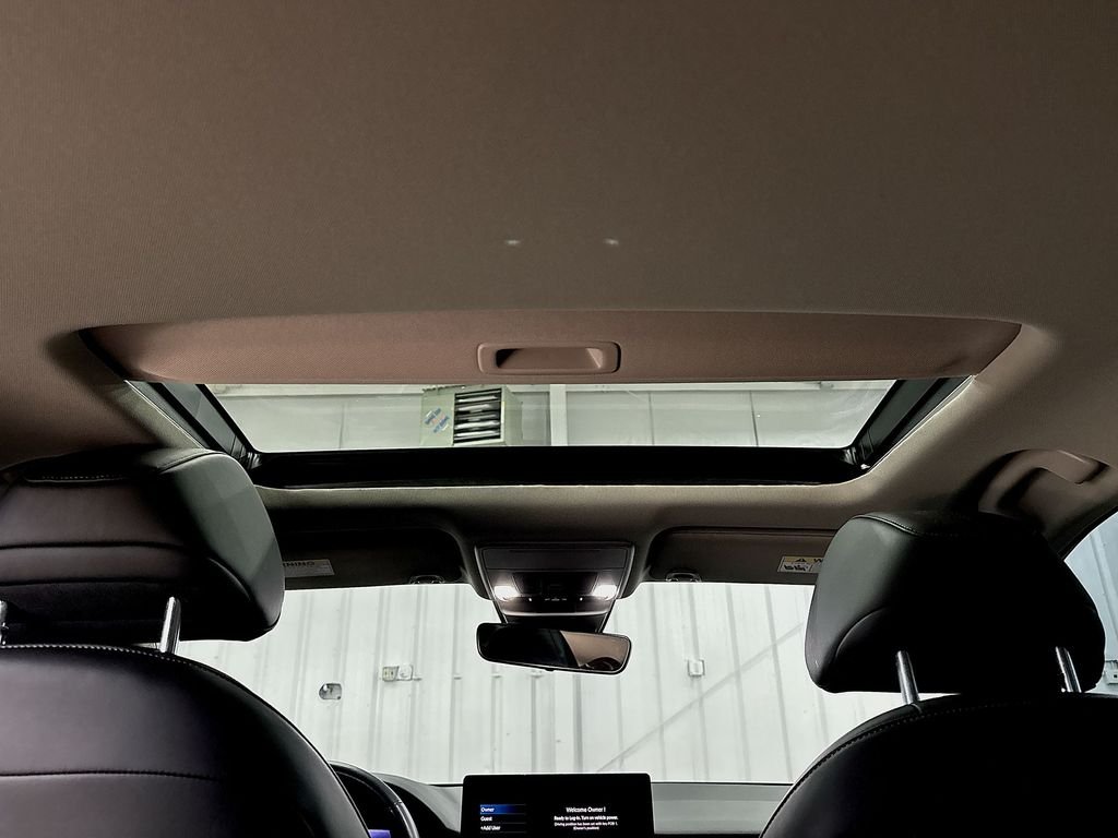 Used 2025  Honda Touring image 15