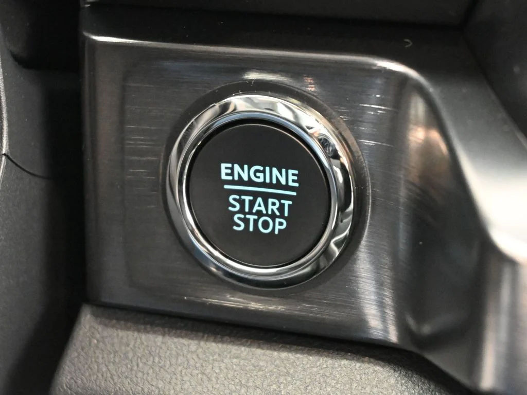 New 2026 Oxford White Ford Lariat image 14