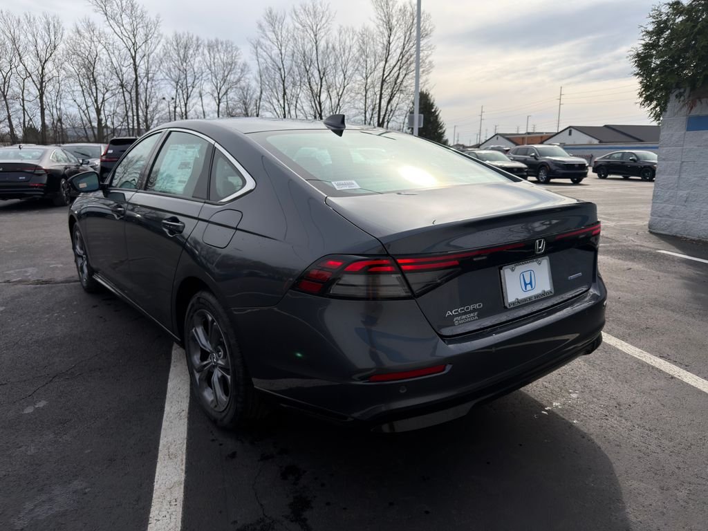 New 2026 Meteorite Gray Metallic Honda EX-L image 3