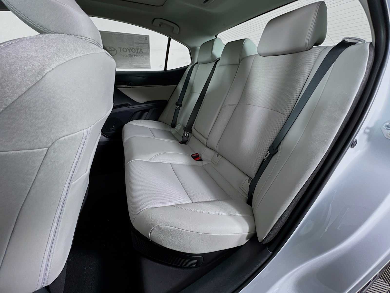 2026 Toyota Camry — photo 14