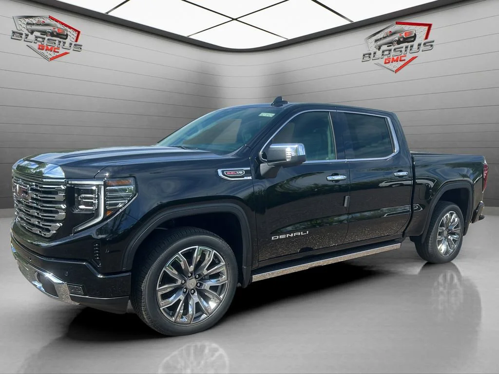 2026 GMC Sierra 4WD Crew Cab Short Box Denali's photo