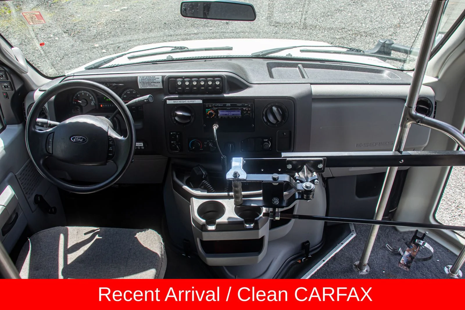 Used 2014 White Ford Base image 17