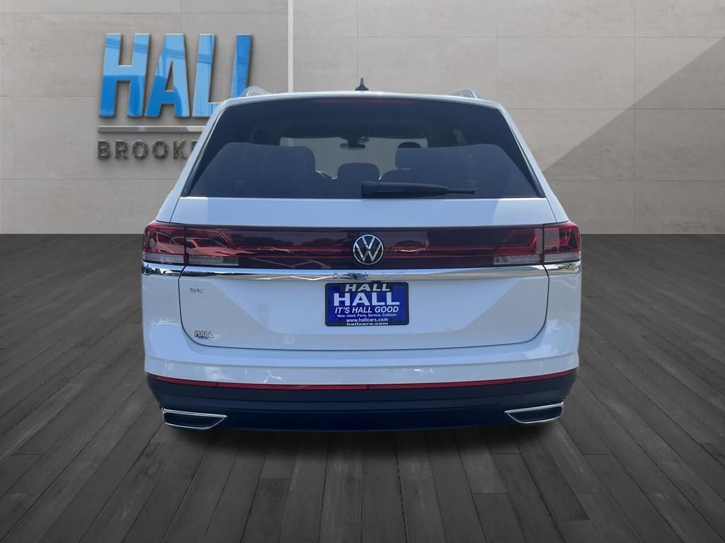 New 2026 White/off-white Volkswagen 2.0T SE image 4