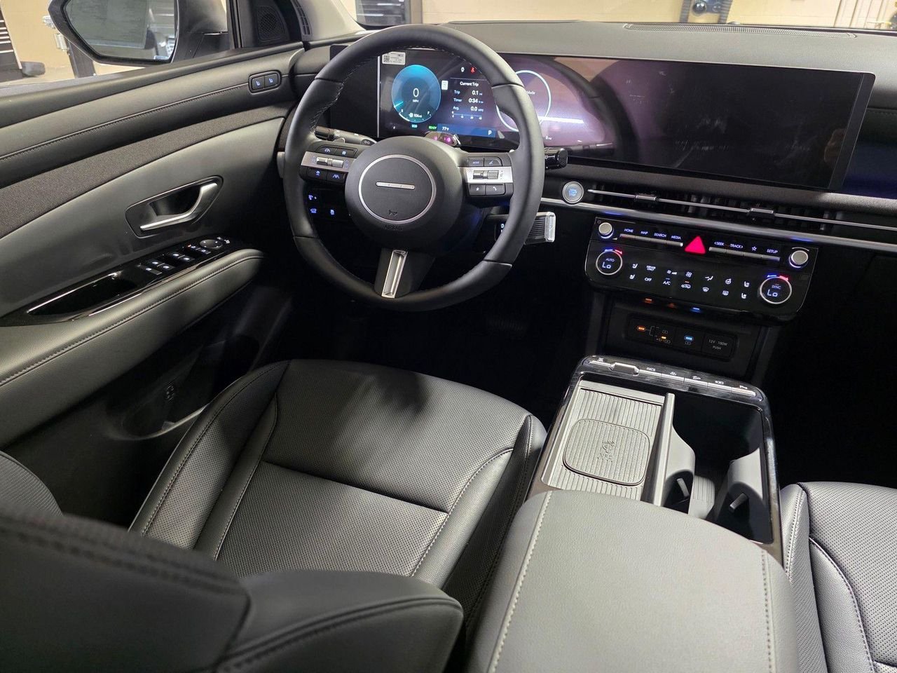 New 2026 Shimmering Silver Hyundai Limited image 19